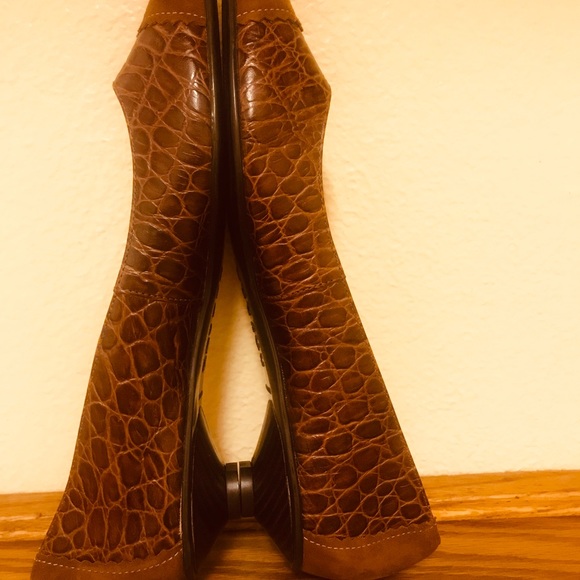 NWOT Ralph Lauren LEATHER/SUEDE Croc Flats 8/9 - Picture 3 of 12